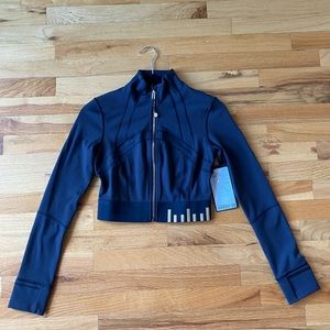 NWT! Lululemon Define Jacket Cropped Gold